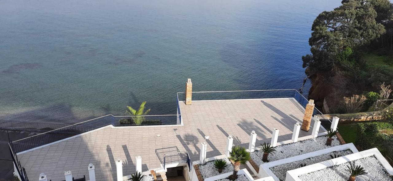 Castello Apartment باكولي المظهر الخارجي الصورة
